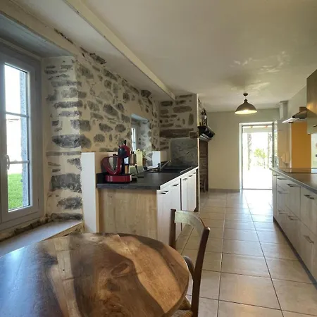 Chez Zézé * Asson
